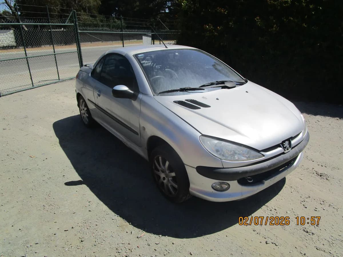 2002 Peugot 206 at Langwarrin South
