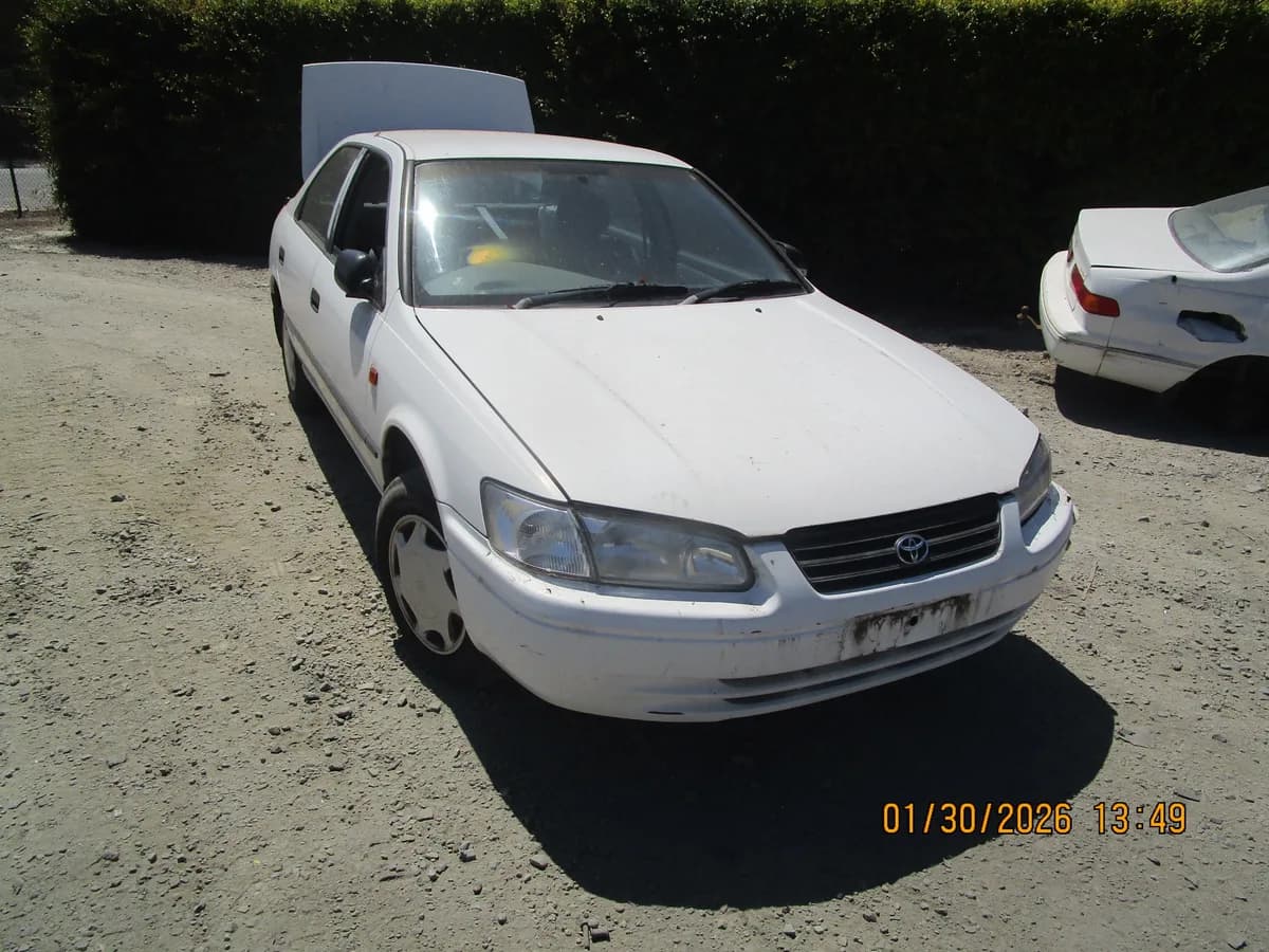 2000 Toyota Camry at Langwarrin South