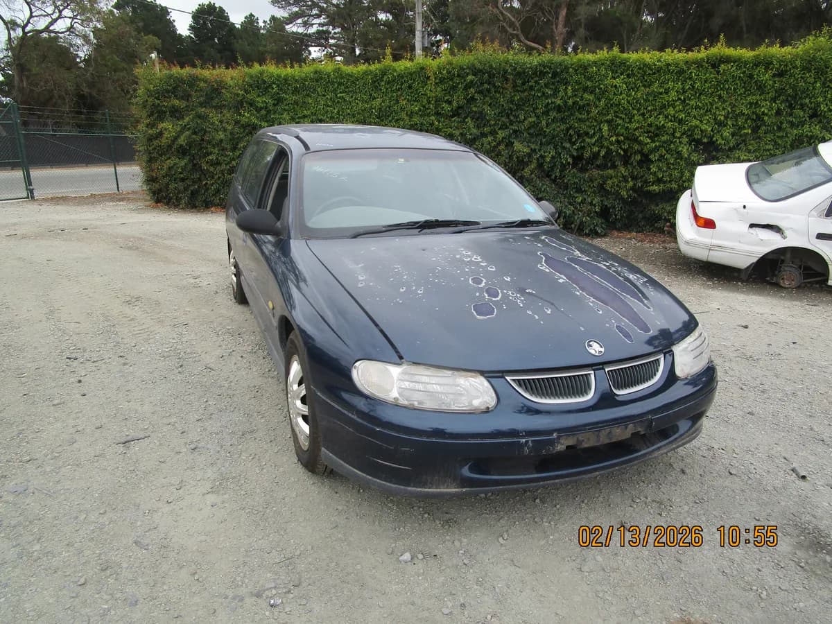 2000 Holden Commodore VT at Langwarrin South