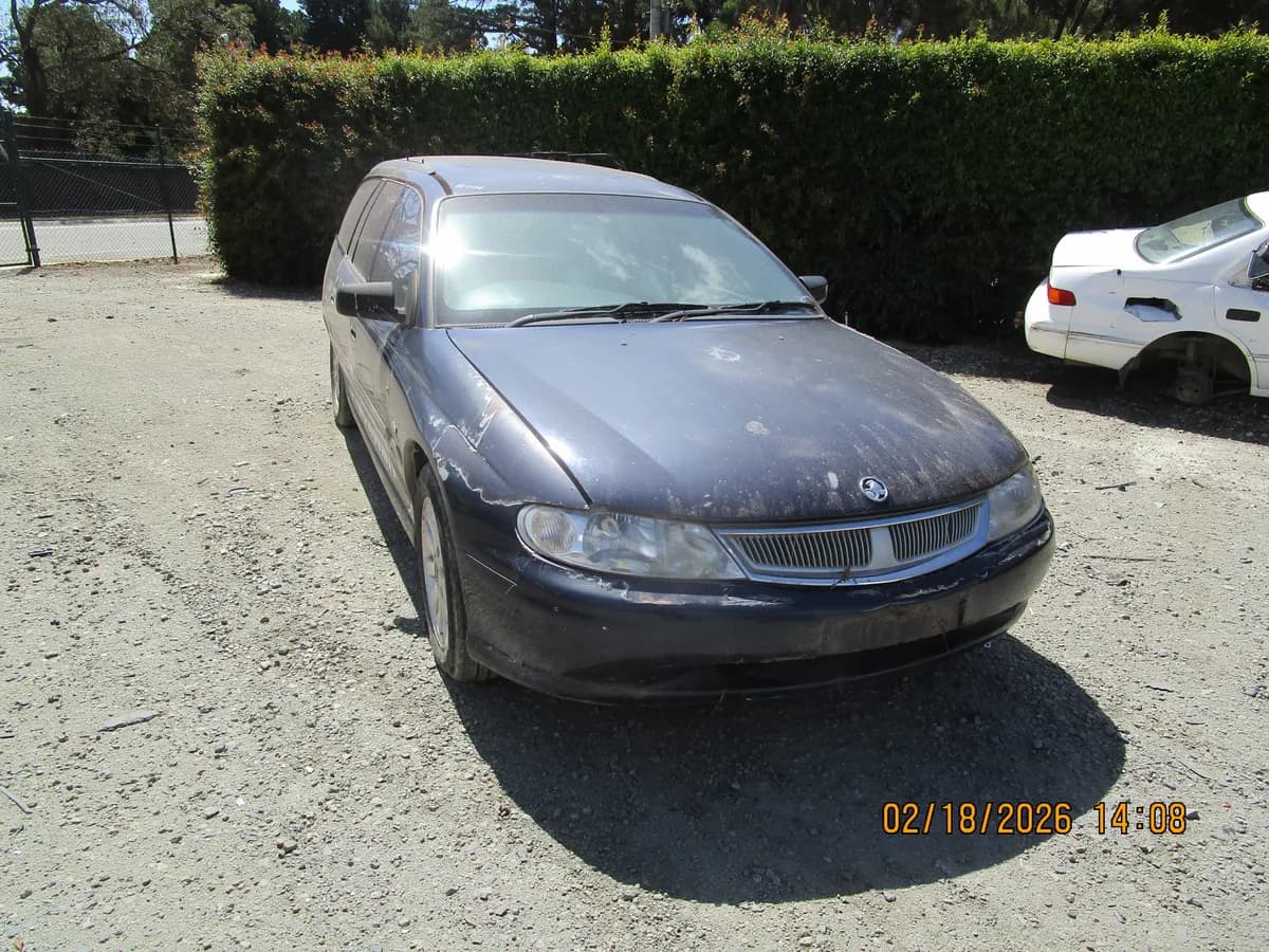 2000 Holden Commodore VX at Langwarrin South