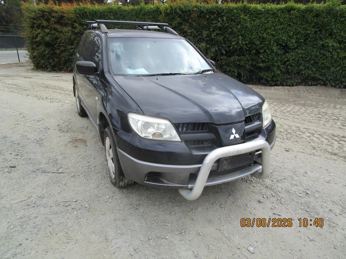 2006 Mitsubishi Outlander at Langwarrin South