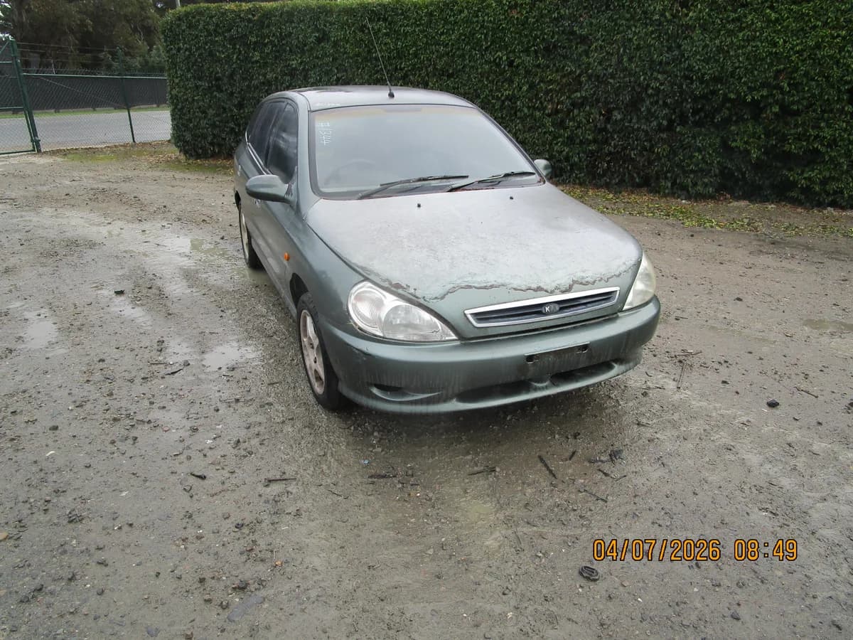 2001 Kia Rio at Langwarrin South