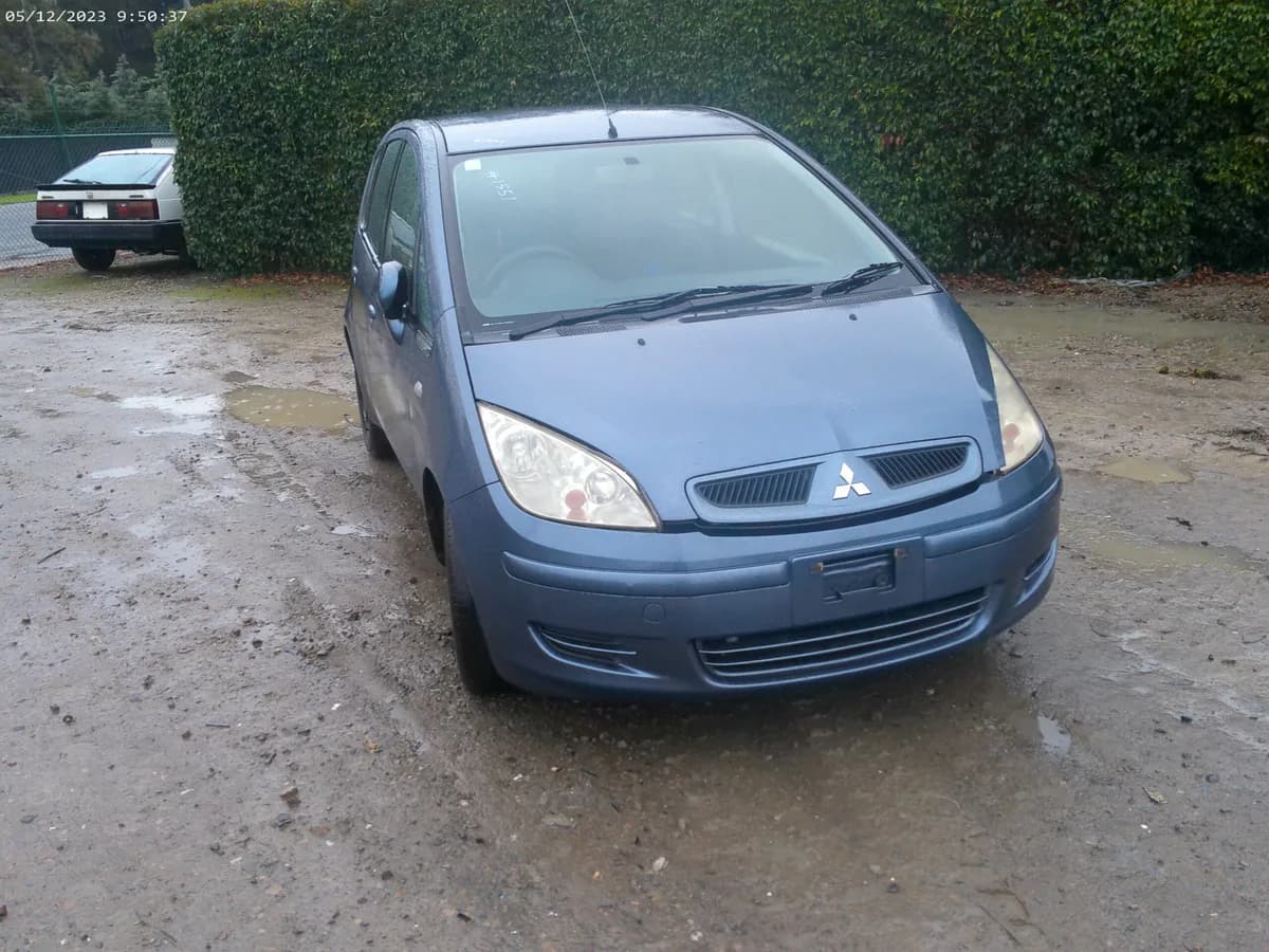 2004 Mitsubishi Colt at Langwarrin South