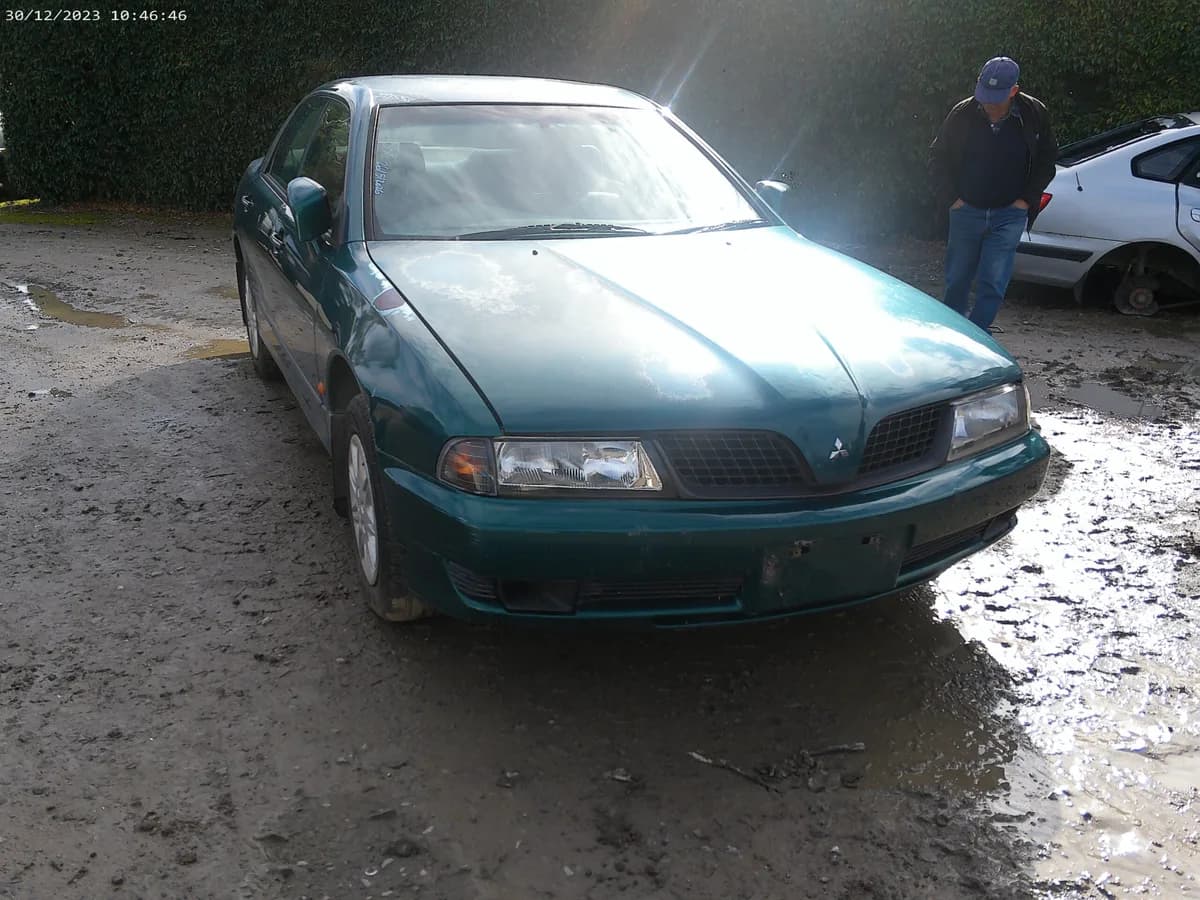 2002 Mitsubishi Magna at Langwarrin South