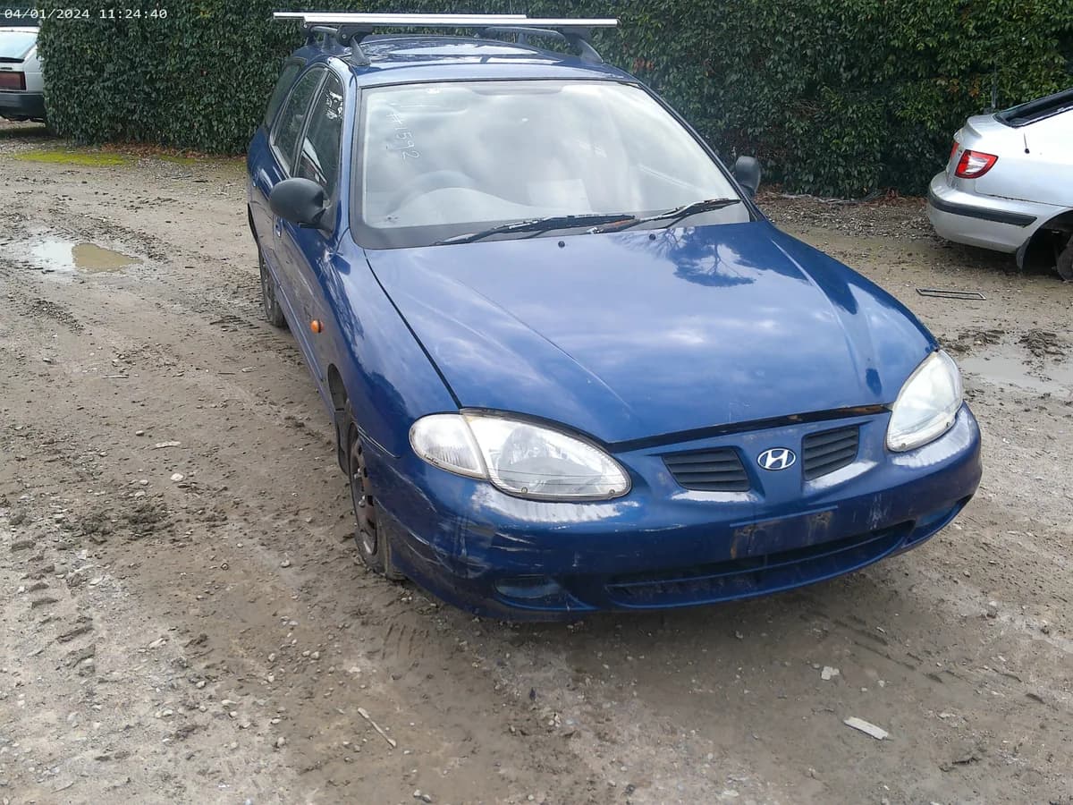 1999 Hyundai Lantra at Langwarrin South