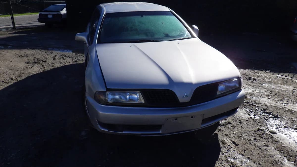 2003 Mitsubishi Magna at Langwarrin South