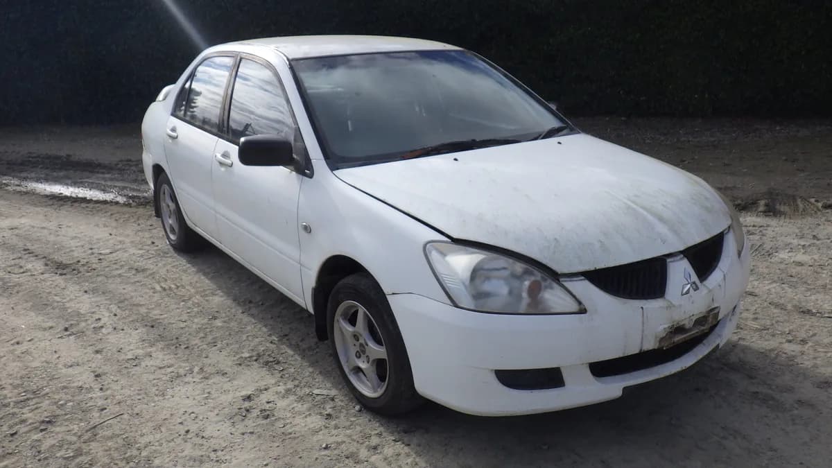 2004 Mitsubishi Lancer at Langwarrin South