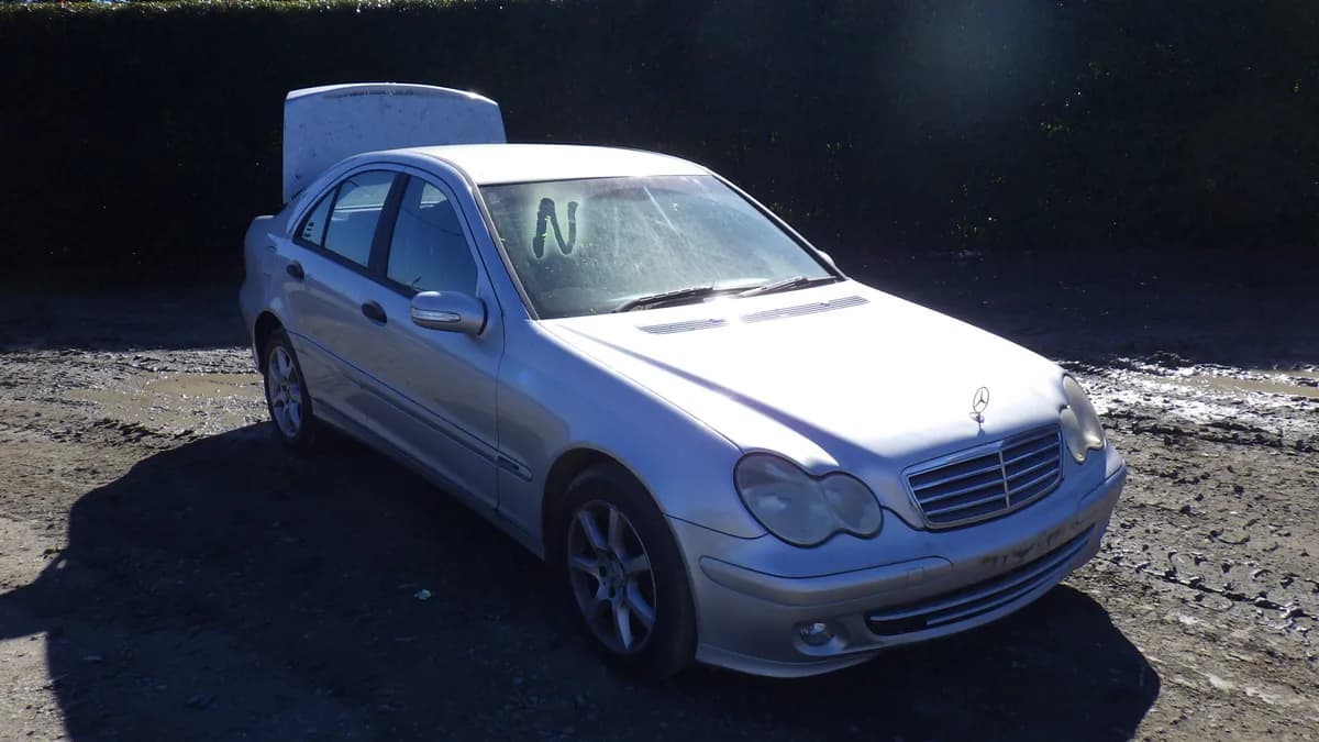 2004 Mercedes-Benz C Class at Langwarrin South