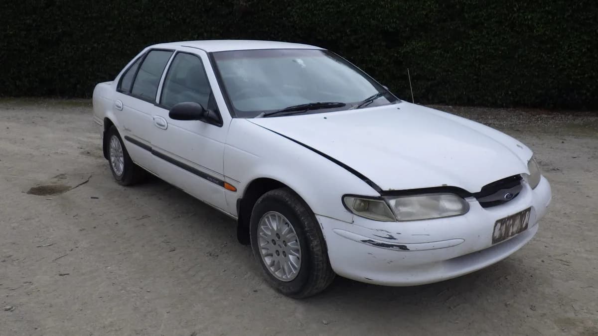 1998 Ford Falcon EL at Langwarrin South
