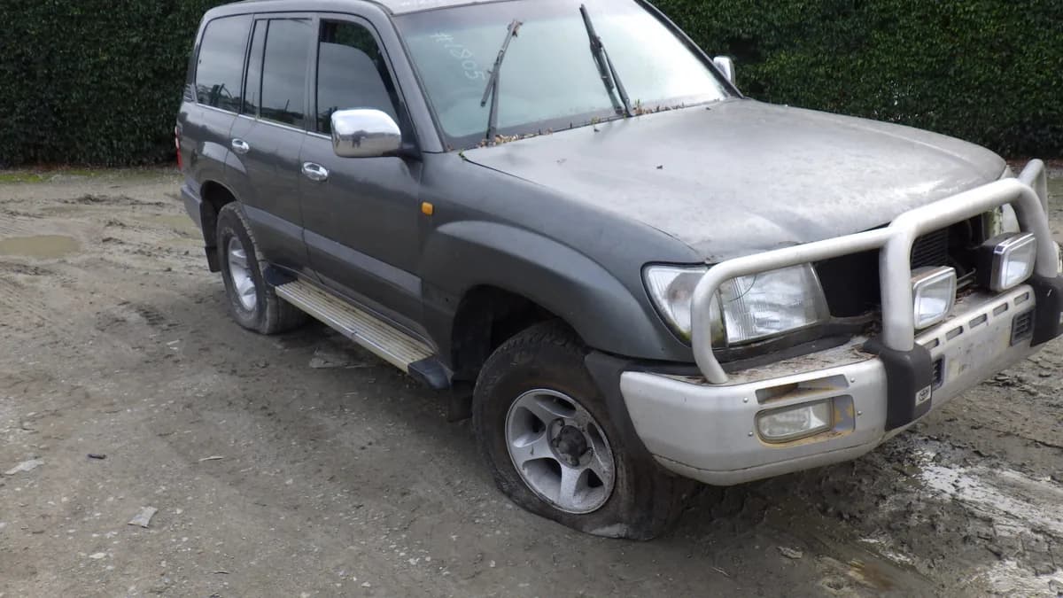 1998 Toyota Landcruiser at Langwarrin South