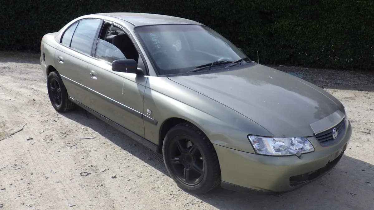 2004 Holden Commodore VY at Langwarrin South