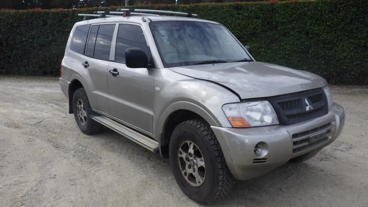 2003 Mitsubishi Pajero at Langwarrin South