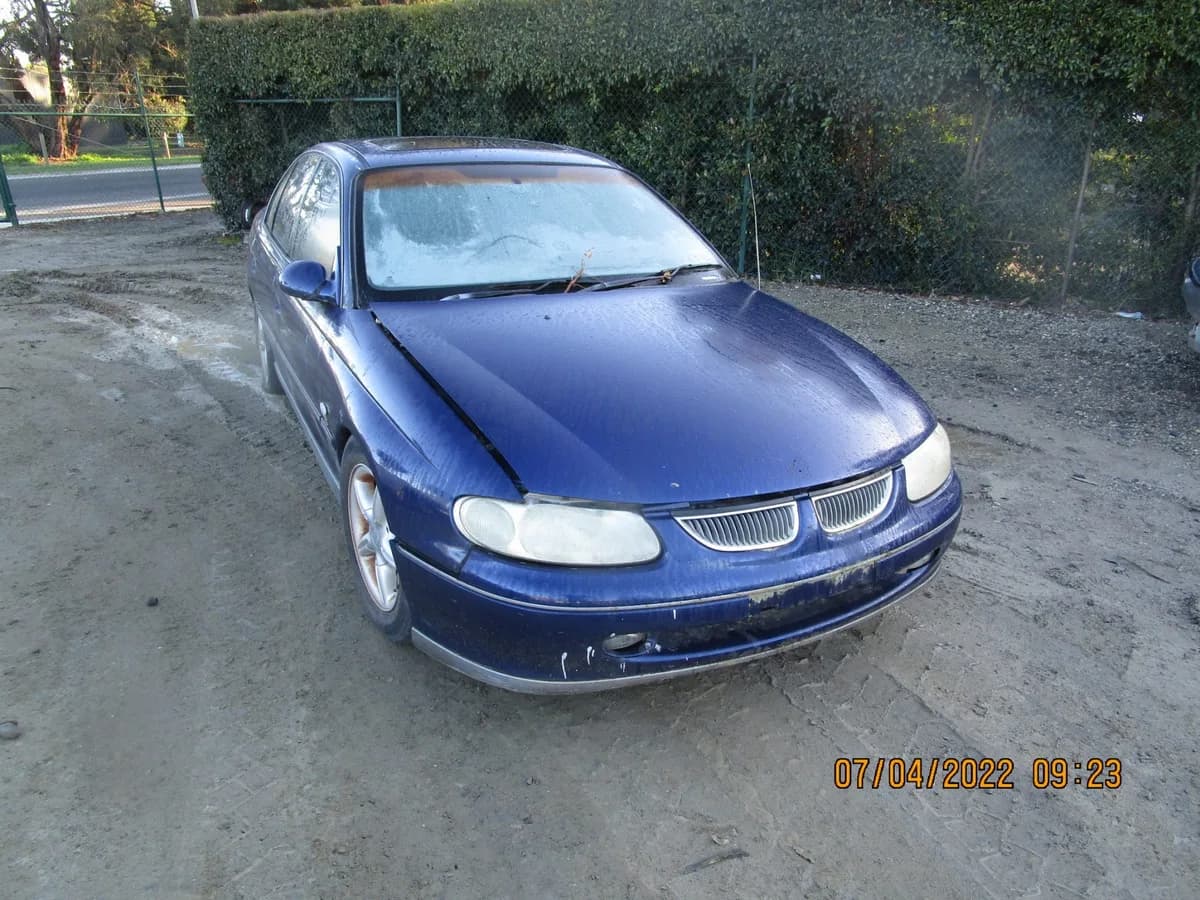 1998 Holden Commodore VT at Langwarrin South