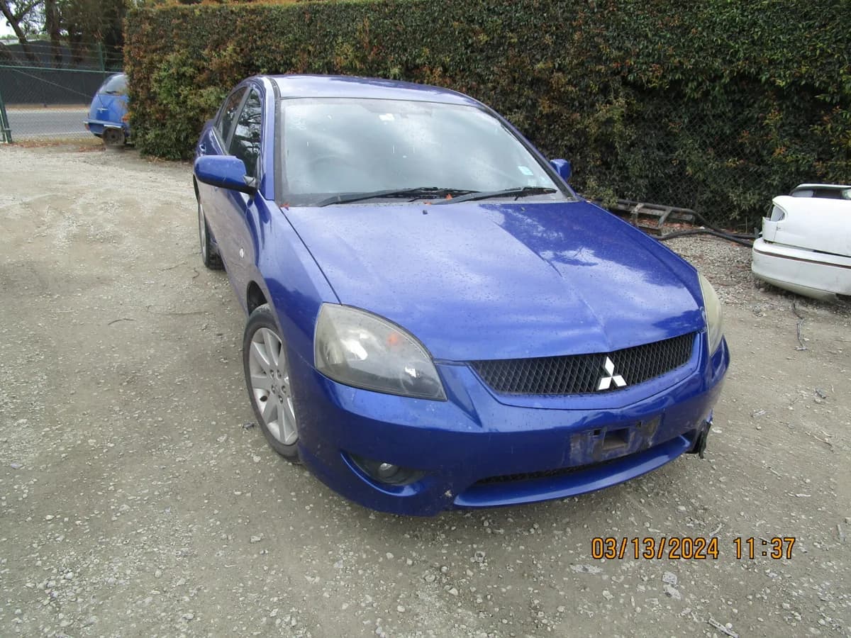 2007 Mitsubishi 380 at Langwarrin South