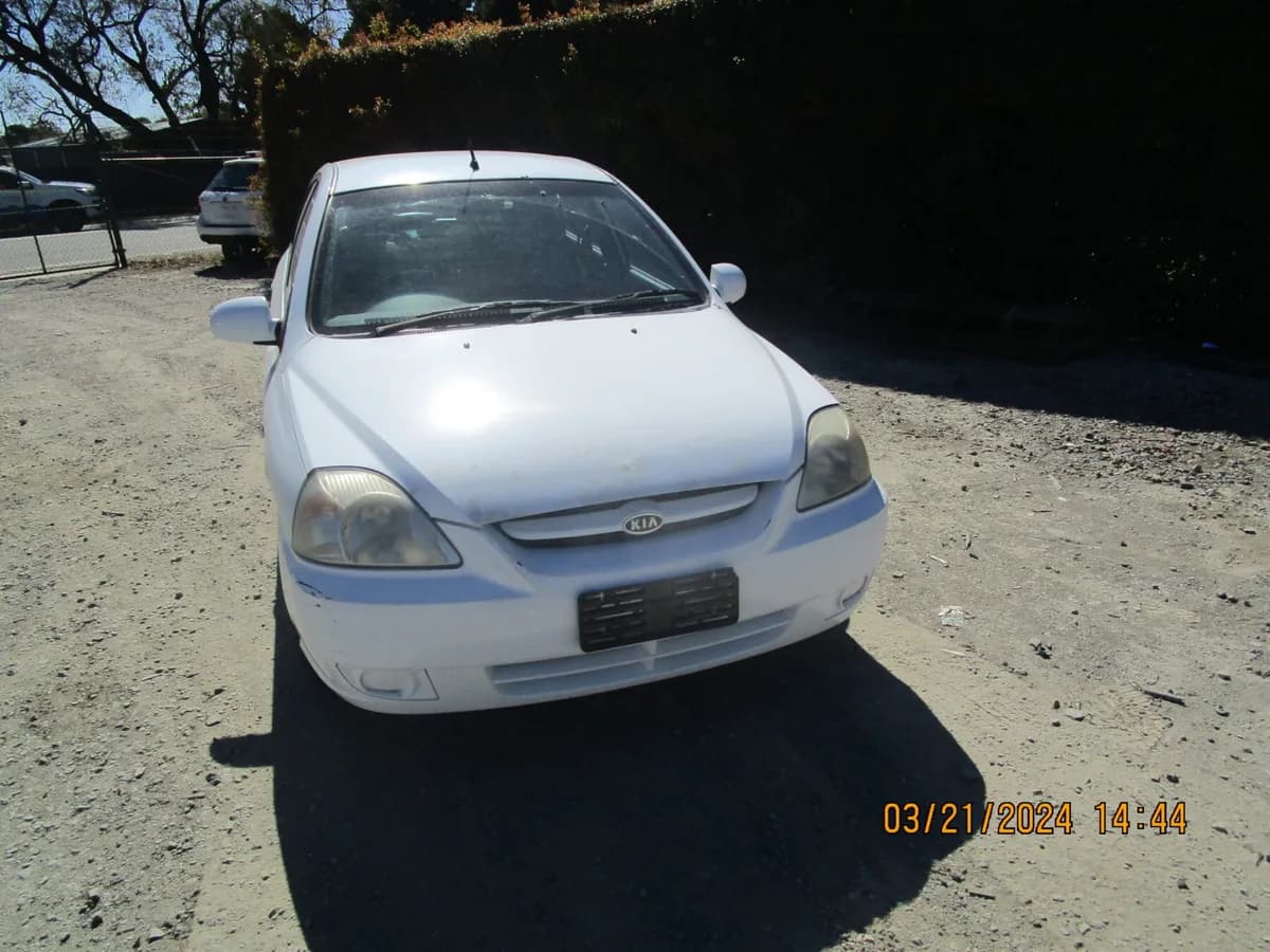 2004 Kia Rio at Langwarrin South