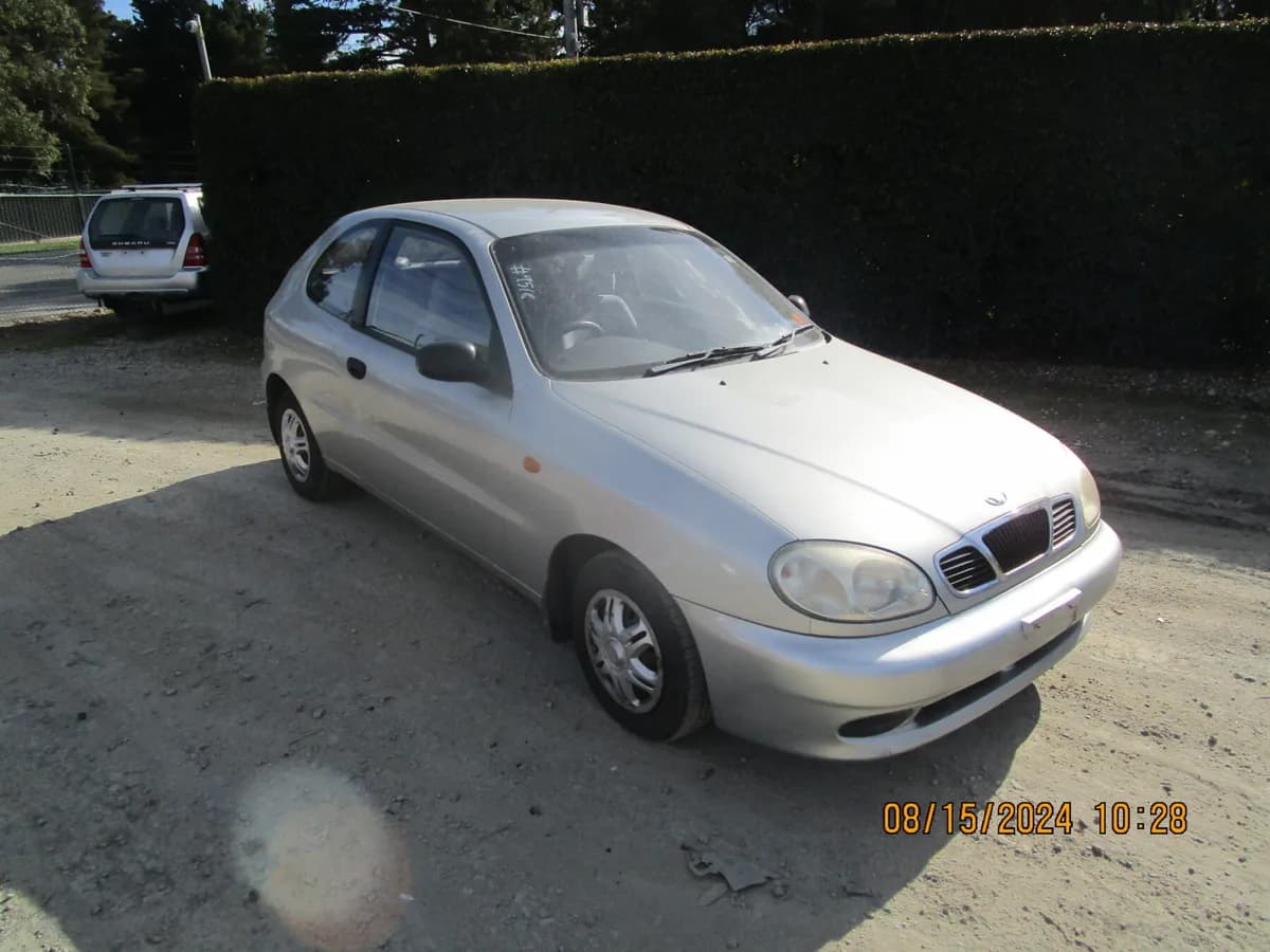 2003 Daewoo Lanos at Langwarrin South