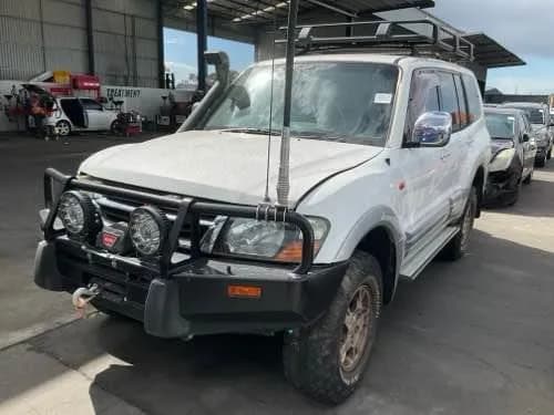 2002 Mitsubishi Pajero NM (2000-2002) at Dandenong