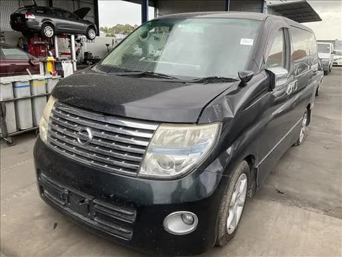 2007 Nissan Elgrand E51 (2002-2010) at Dandenong