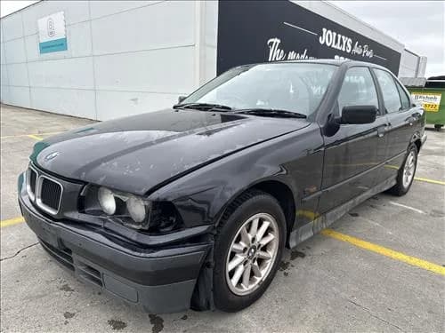 1996 BMW E36 (1991-2002) 318 at Geelong