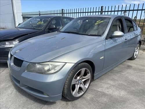 2005 BMW E90 (2005-2012) 320 at Geelong