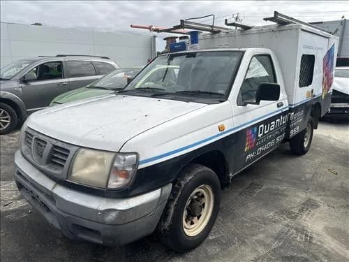 2001 Nissan Navara D22 (1997-2001) at Geelong