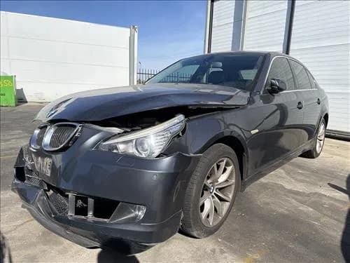 2008 BMW E60 (2003-2010) 525 at Geelong