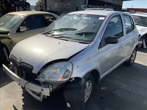 2003 Toyota Echo NCP10/12 (1999-2005) at Ringwood