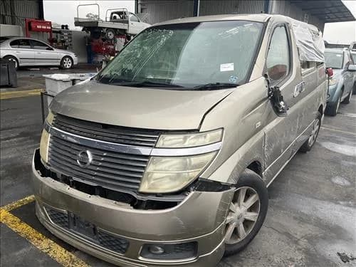 2004 Nissan Elgrand E51 (2002-2010) at Dandenong