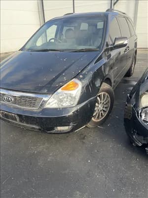 2010 Kia Carnival VQ (2006-2015) at Geelong