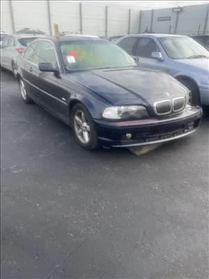 2003 BMW E46 (1998-2006) 320 at Geelong
