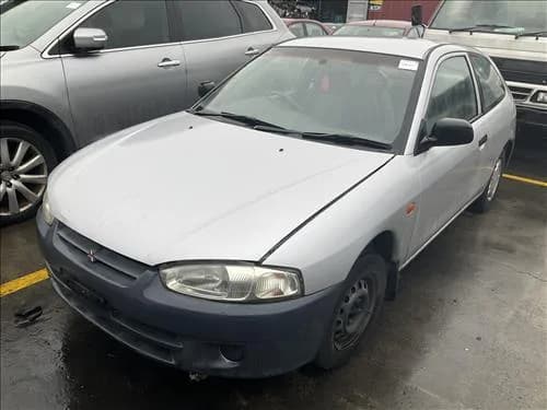 2000 Mitsubishi Mirage CE (1996-2005) at Dandenong