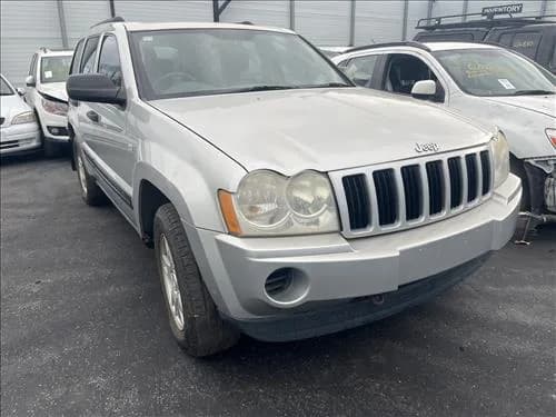 2005 Jeep Grand Cherokee (1999-2005) at Geelong
