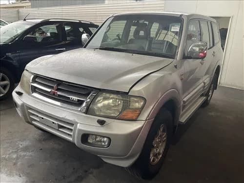 2002 Mitsubishi Pajero NM (2000-2002) at Dandenong