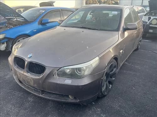 2010 BMW E60 (2003-2010) 530 at Geelong