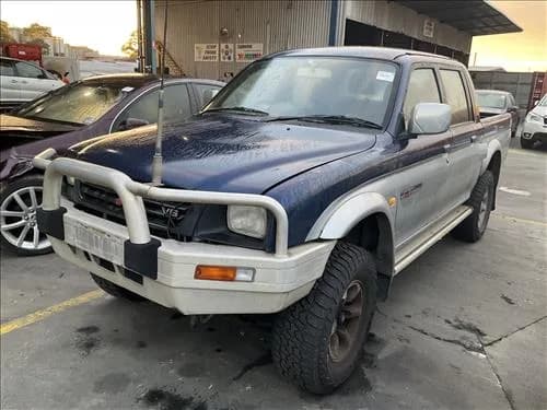 2001 Mitsubishi Triton MK (1996-2006) at Dandenong