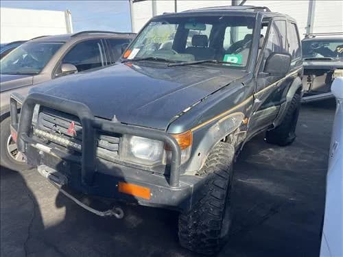 1992 Mitsubishi Pajero NH (1991-1993) at Geelong
