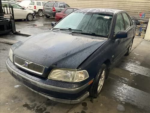 1999 Volvo S40/V4o (1997-2000) at Dandenong