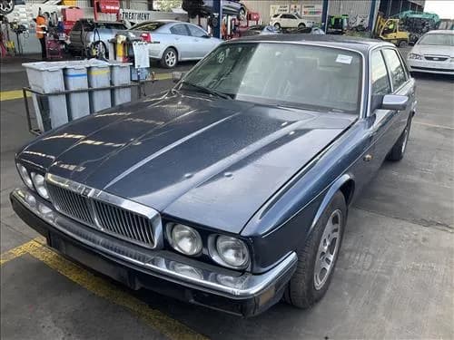 1992 Jaguar XJ Series soverign at Dandenong
