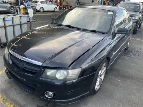 2004 Holden Calais VZ at Dandenong