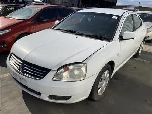 2007 Mitsubishi 380 DL II (2006-2008) at Ringwood