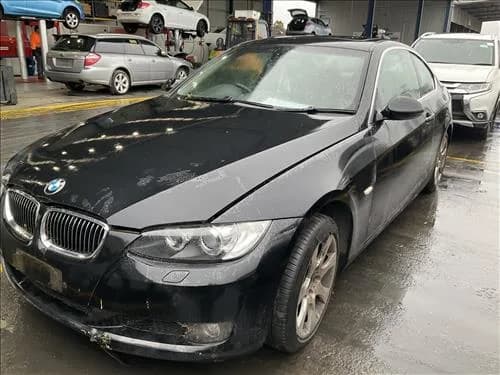 2006 BMW E90 (2005-2012) 325 at Dandenong