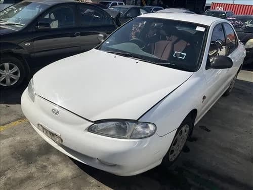 1997 Hyundai Lantra (1995-1999) at Dandenong