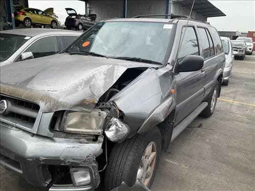 2004 Nissan Pathfinder R50 (1995-2004) at Dandenong