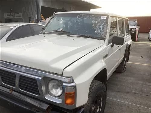 1989 Nissan Patrol GQ - Y60 (1988-1998) at Dandenong