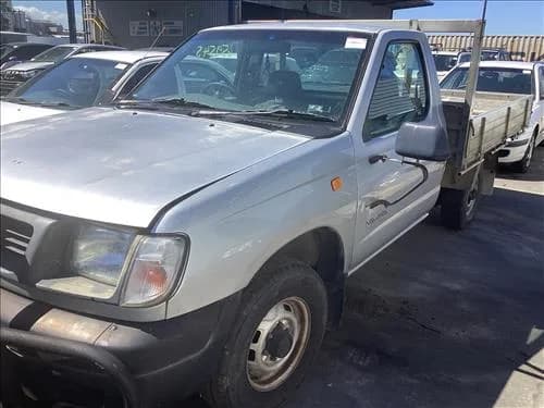 1999 Nissan Navara D22 (1997-2001) at Dandenong