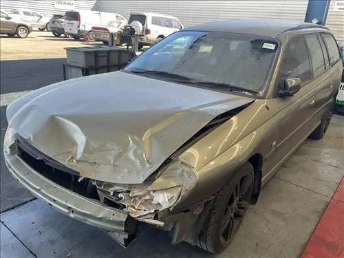 2004 Holden Commodore VY (2002-2004) at Dandenong