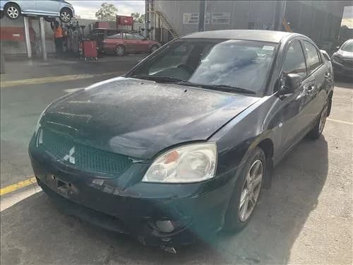 2006 Mitsubishi 380 DL (2005-2006) at Ringwood