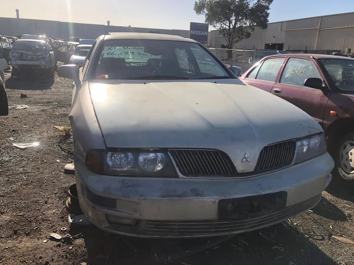 2000 Mitsubishi Verada at Campbellfield