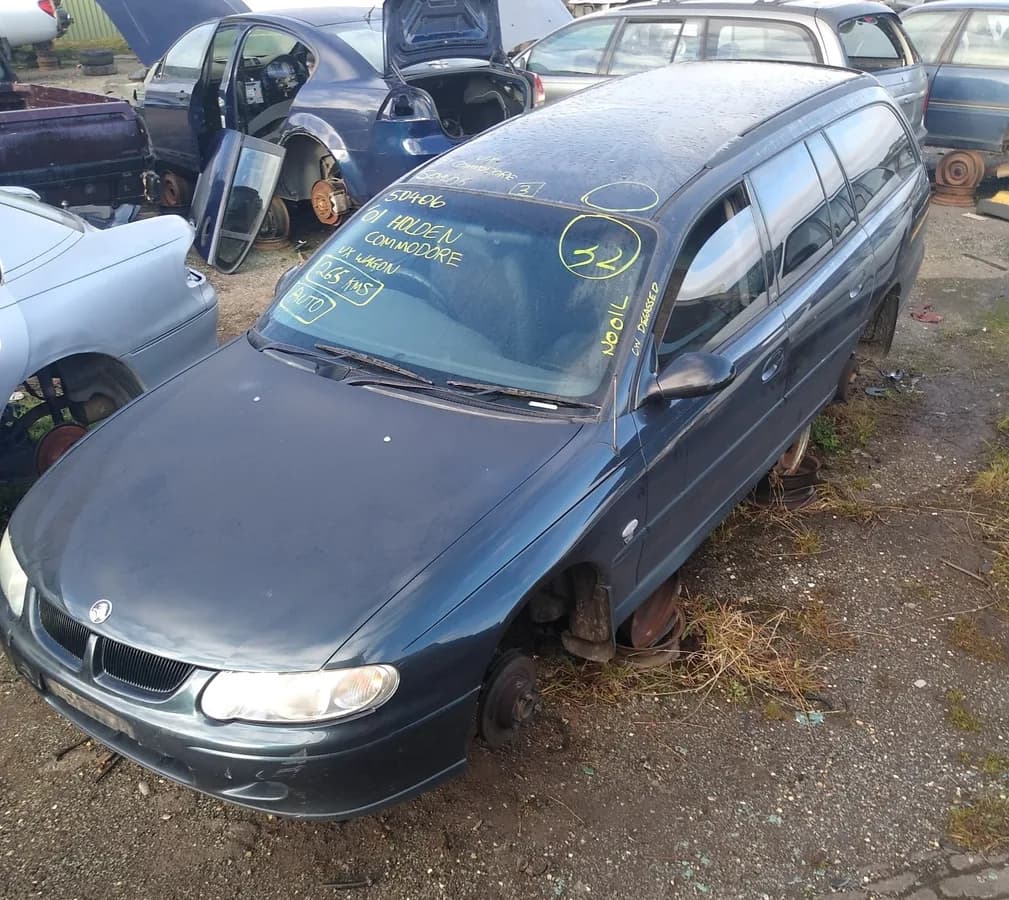 2001 Holden Commodore at Kilsyth