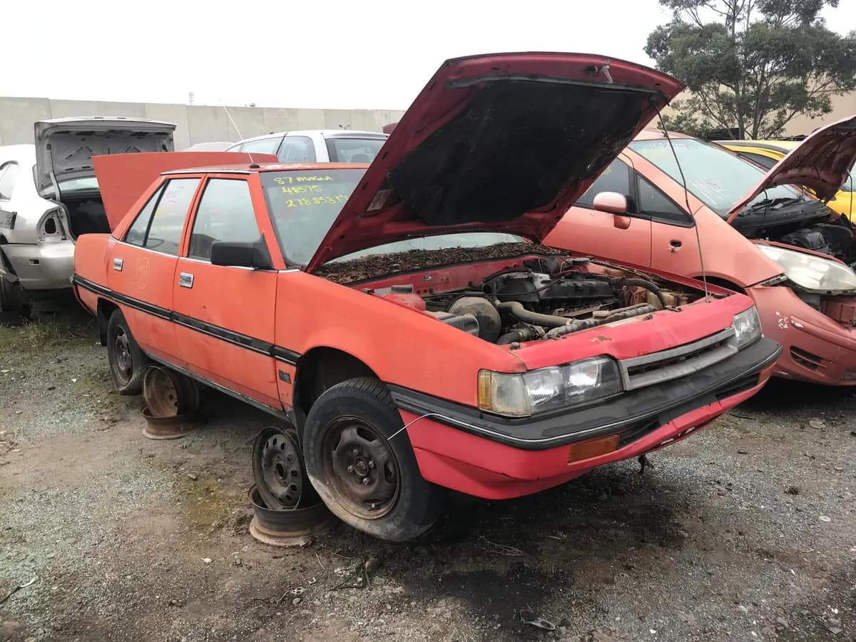 1987 Mitsubishi Magna at Campbellfield